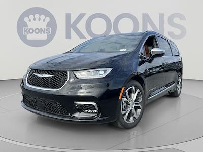 2026 Chrysler Pacifica FWD Minivan for sale #KBFPTR172469 - photo 1