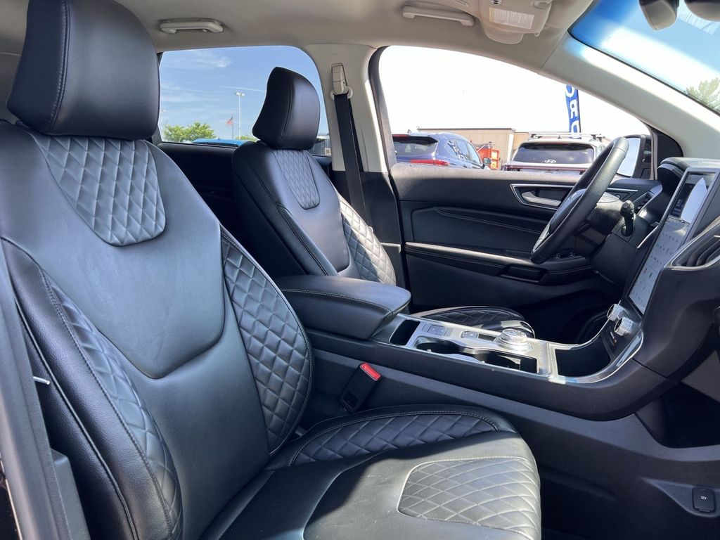 Used 2023 Ford Edge - photo 32