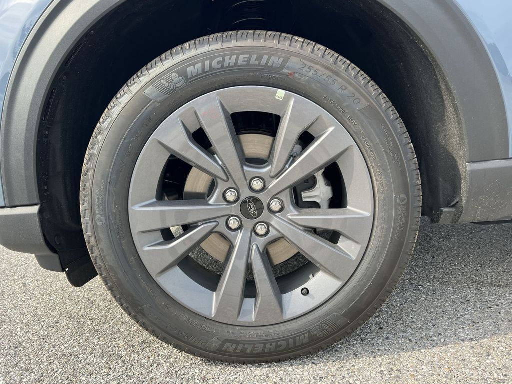 New 2026 Ford Explorer Active - photo 9