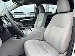 2019 Toyota Highlander 4x4 SUV for sale #KS997731 - photo 10