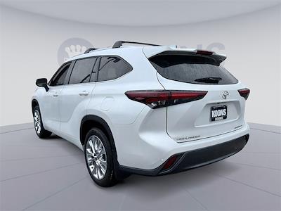Used 2025 Toyota Highlander Limited AWD SUV for sale #SS579512 - photo 2