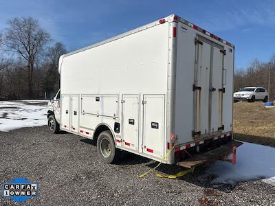 Used 2001 Ford E-450 Box Van for sale #24046D - photo 2