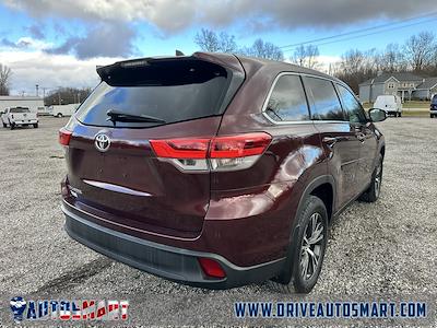 Used 2019 Toyota Highlander LE for sale #D1109 - photo 2