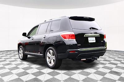 Used 2013 Toyota Highlander Limited 4x4 SUV for sale #MAK250069A - photo 2