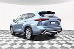 2024 Toyota Highlander AWD SUV for sale #K240946A - photo 2
