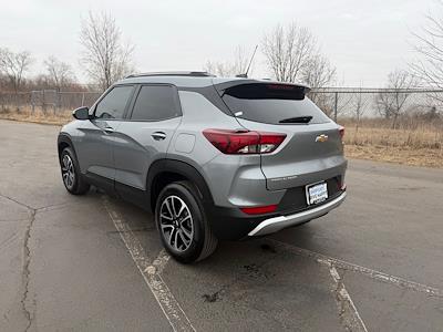 Used 2025 Chevrolet Trailblazer - photo 1