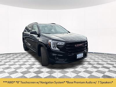 Used 2022 GMC Terrain - photo 1