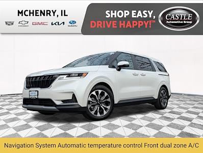 Used 2023 Kia Carnival - photo 1