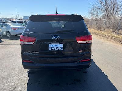 Used 2017 Kia Sorento - photo 1