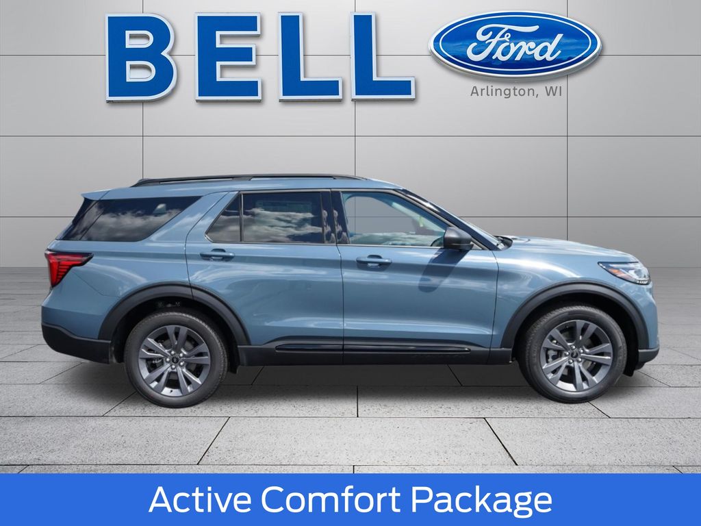 New 2026 Ford Explorer - photo 2