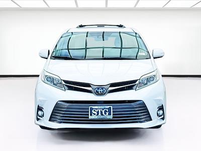 2020 Toyota Sienna FWD Minivan for sale #G03737 - photo 2