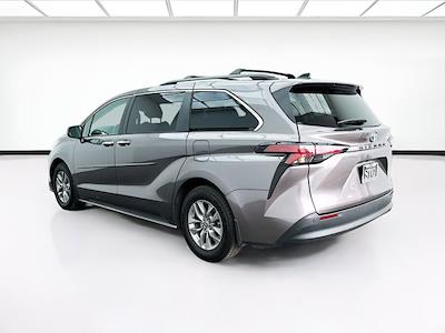 2022 Toyota Sienna FWD Minivan for sale #P76151 - photo 2