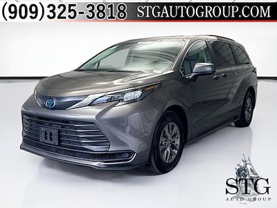 2024 Toyota Sienna FWD Minivan for sale #P76510 - photo 1