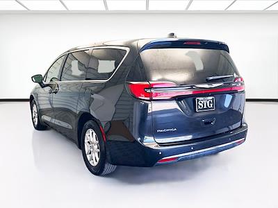 Used 2023 Chrysler Pacifica Touring L Minivan for sale #T66802 - photo 2