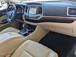 2018 Toyota Highlander FWD SUV for sale #B11628B - photo 27