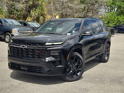 Used 2024 Chevrolet Traverse - photo 1