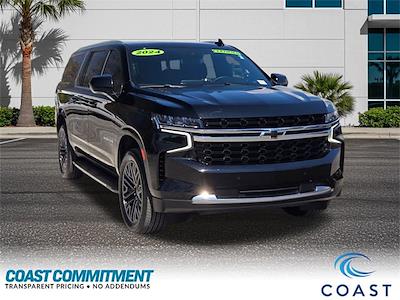 Used 2024 Chevrolet Suburban - photo 1