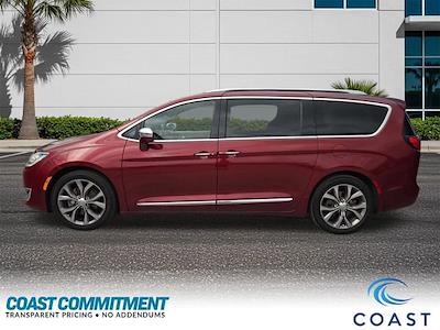 Used 2020 Chrysler Pacifica - photo 1