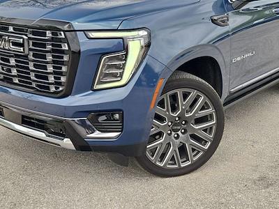 Used 2025 GMC Yukon - photo 1