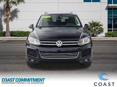 Used 2013 Volkswagen Touareg - photo 1