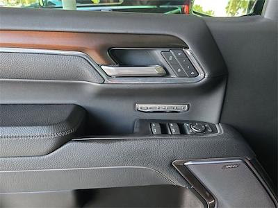 Used 2025 GMC Sierra 1500 - photo 1