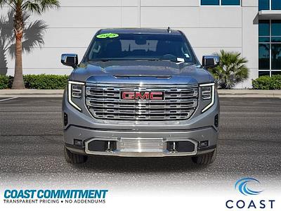 Used 2025 GMC Sierra 1500 - photo 1