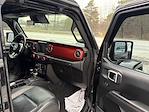 2020 Jeep Gladiator Crew Cab 4WD Pickup for sale #T11074 - photo 36