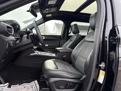 Used 2023 Ford Explorer - photo 1