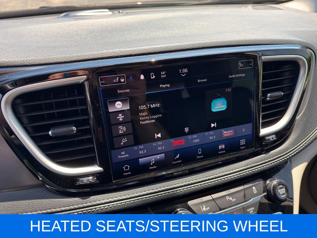 Used 2023 Chrysler Pacifica - photo 5
