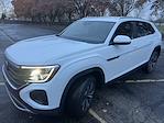 Used 2024 Volkswagen Atlas Cross Sport SE for sale #T26126B - photo 10