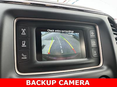Used 2017 Jeep Grand Cherokee Laredo for sale #T26221A - photo 2