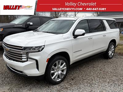 Used 2022 Chevrolet Suburban - photo 1