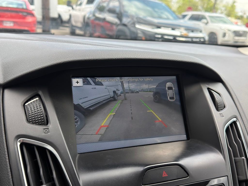Used 2017 Ford Focus - photo 9