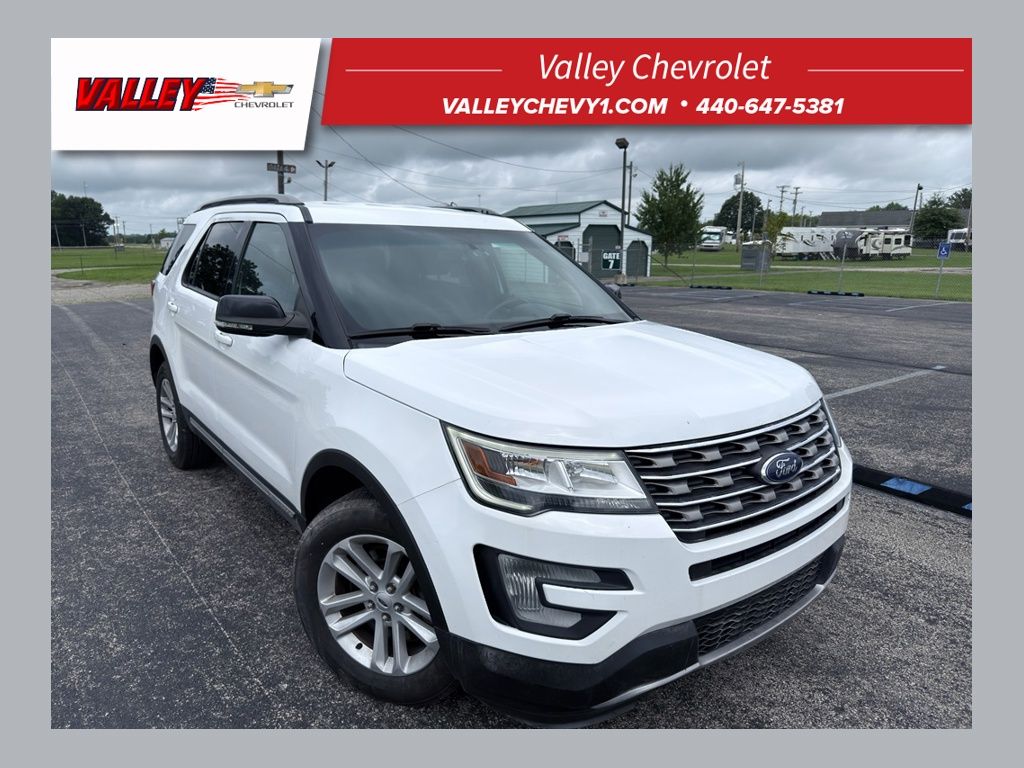 Used 2017 Ford Explorer - photo 1