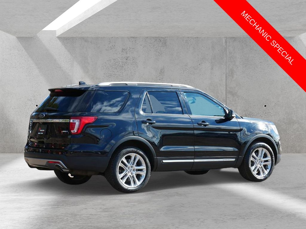 Used 2016 Ford Explorer - photo 2