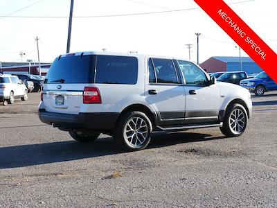Used 2016 Ford Expedition - photo 1