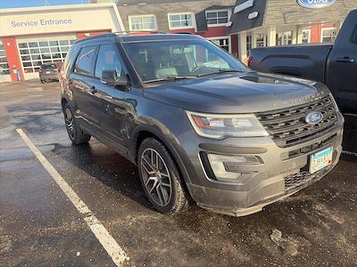 Used 2017 Ford Explorer - photo 1