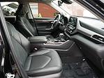 2022 Toyota Highlander AWD SUV for sale #W0379Z - photo 8