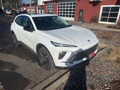 Used 2025 Buick Envision - photo 1