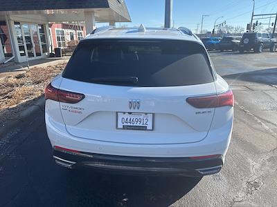 Used 2025 Buick Envision - photo 1