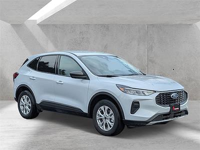Used 2025 Ford Escape - photo 1