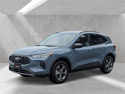 Used 2025 Ford Escape - photo 1