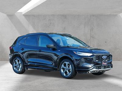 Used 2024 Ford Escape - photo 1