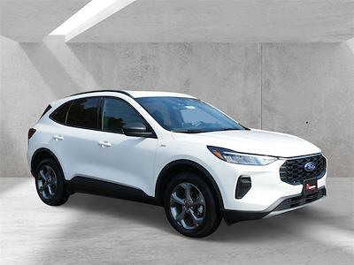 Used 2025 Ford Escape - photo 1