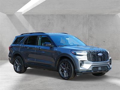 Used 2025 Ford Explorer - photo 1