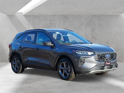 Used 2025 Ford Escape - photo 1