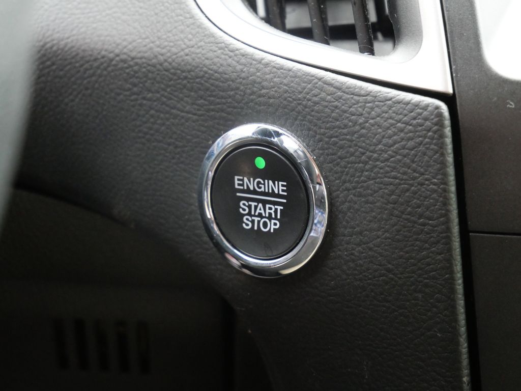 Used 2018 Ford Edge - photo 20