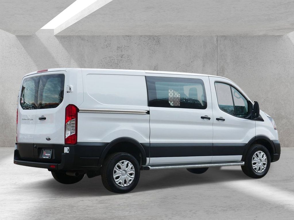 Used 2025 Ford Transit 250 - photo 5