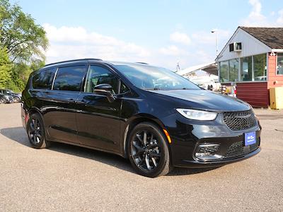 2025 Chrysler Pacifica FWD Minivan for sale #W1260Z - photo 1