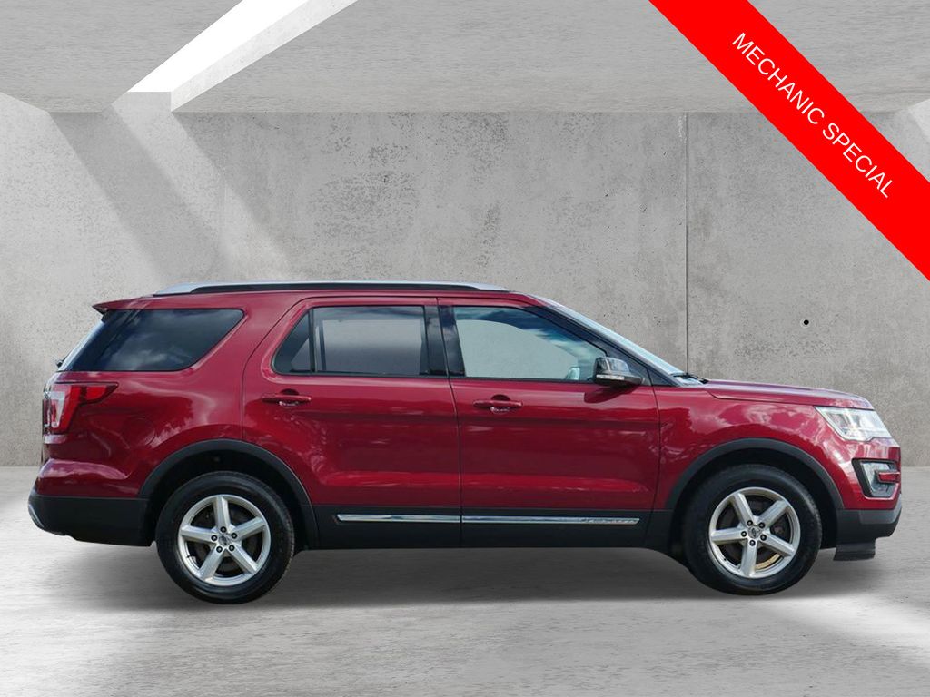 Used 2016 Ford Explorer - photo 1